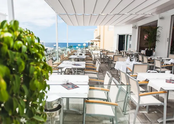 شقة فندقية Lagos De Fanabe 4*